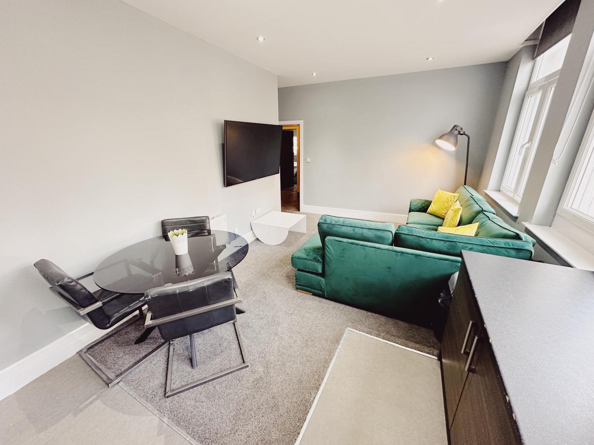 3 Bedroom Apartment In The Heart Of Newcastle - Modern - Sleeps 6 Buitenkant foto